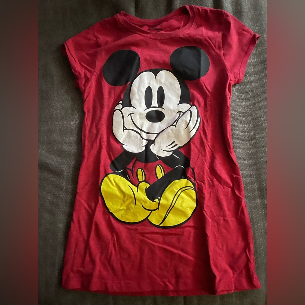 2010s Disney Mickey Mouse Women’s/Junior Small Red T-Shirt